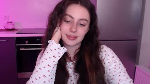 Lilu online show from February 7, 11:30 pm