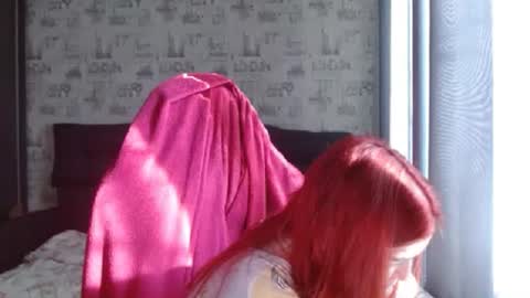 liliawoolf online show from March 8, 7:38 am