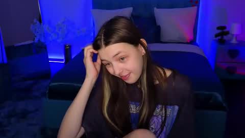 Lili Bakery online show from March 1, 2:26 am