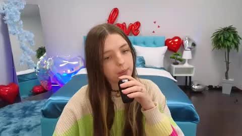 Lili Bakery online show from February 11, 4:22 am