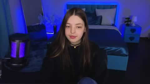 Lili Bakery online show from March 3, 8:21 pm