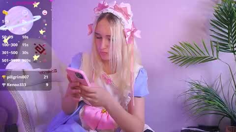 Snapshot of lilielfie chatting on September 26, 2:47 pm lilielfie online show from September 26, 2:47 pm