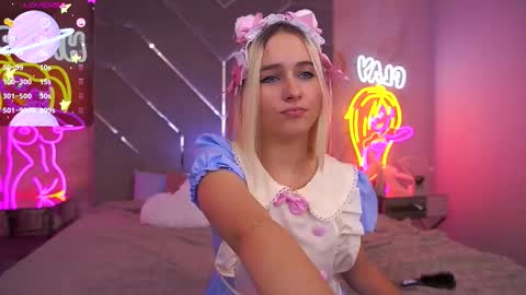 Snapshot of lilielfie chatting on September 28, 3:10 pm lilielfie online show from September 28, 3:10 pm