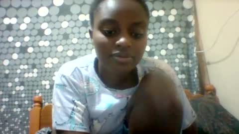 liligal online show from July 15, 4:18 am