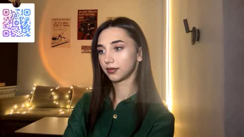 Lina online show from February 23, 10:45 pm