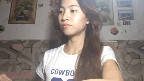Evelyn online show from May 29, 5:11 pm