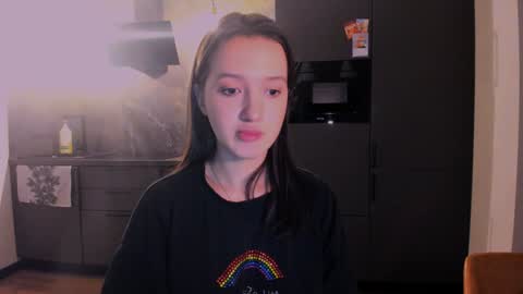 Snapshot of lililaluna chatting on December 5, 2:39 pm             ...  online show from December 5, 2:39 pm