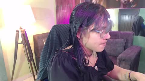 lilith  online show from March 28, 1:34 pm