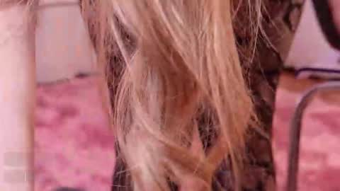 Snapshot of lilith_gray9 chatting on October 16, 4:34 am Lilith Gray online show from October 16, 4:34 am
