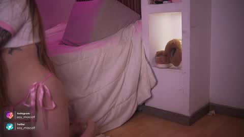 Snapshot of lilith_gray9 chatting on October 1, 5:17 am Lilith Gray online show from October 1, 5:17 am
