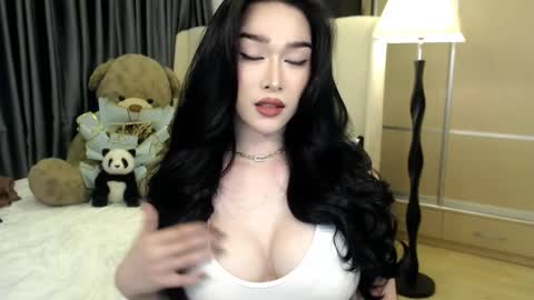 QUEEN LILITH BORBON online show from February 10, 12:30 pm