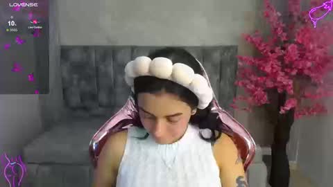 Lilith  online show from September 12, 8:44 pm