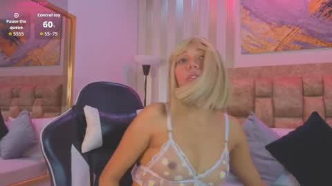 Lilith pink online show from June 9, 5:51 am