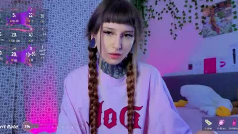 lilith_poison online show from May 24, 7:20 pm