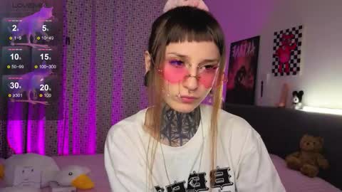 lilith_poison online show from November 13, 6:32 pm