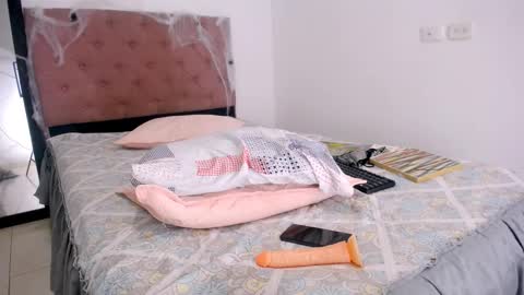Snapshot of lilith_skinny1 chatting on October 15, 7:15 pm Lilith online show from October 15, 7:15 pm