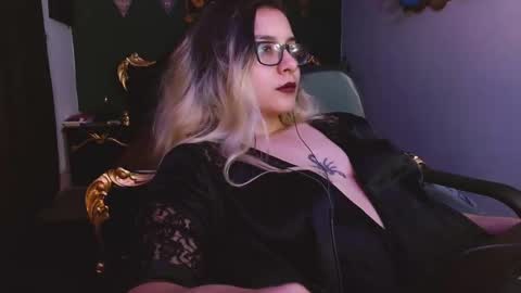 Snapshot of lilithmystic01 chatting on March 8, 1:57 pm lilithmystic01 online show from March 8, 1:57 pm