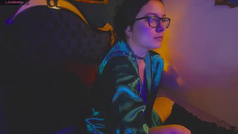 Snapshot of lilithmystic01 chatting on October 18, 5:50 pm lilithmystic01 online show from October 18, 5:50 pm