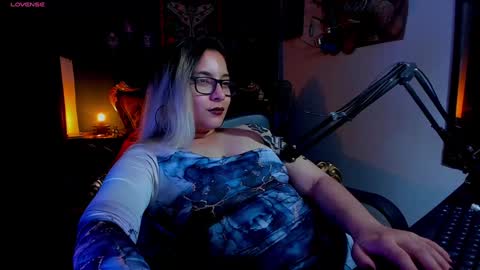 Snapshot of lilithmystic01 chatting on February 2, 2:59 am lilithmystic01 online show from February 2, 2:59 am
