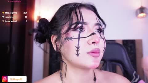 lilithnyx_x online show from May 28, 4:16 pm
