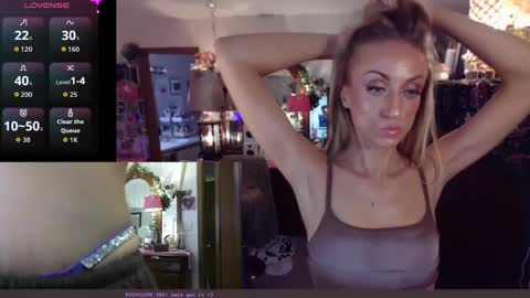 Snapshot of lilithohfish chatting on September 30, 2:05 pm Lilithohfish online show from September 30, 2:05 pm