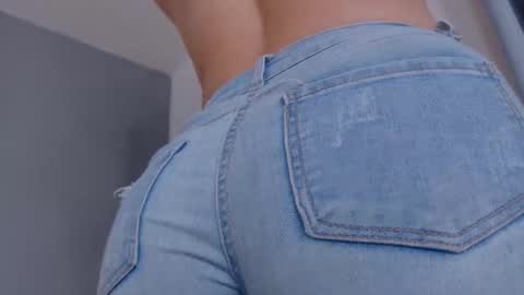 L I L I T H  online show from December 15, 11:39 am