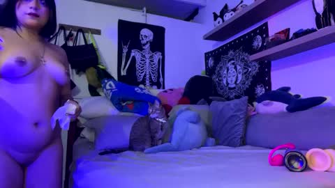 Snapshot of lilithstar_666 chatting on September 19, 2:05 am Lilith morningstar Independent Model Helpme to reach 100 likes online show from September 19, 2:05 am