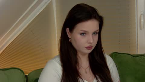 LiliyaStrawberry online show from December 1, 6:32 pm