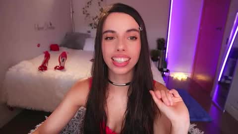 Lill Dayna online show from October 9, 2:00 pm