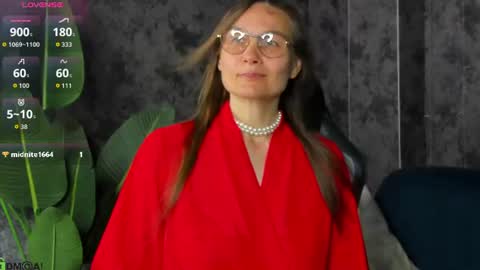 lillian_white1 online show from June 22, 1:11 am