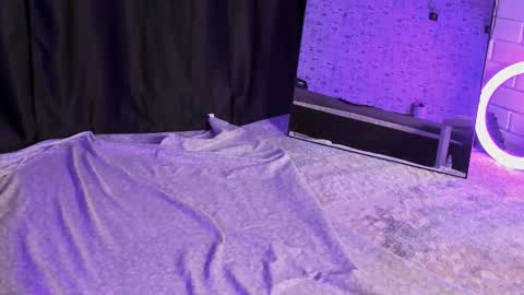 lillie_berry online show from October 15, 4:49 am