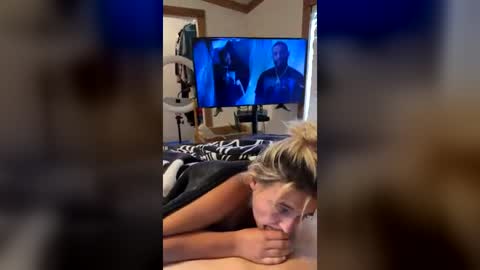 lillie_otter online show from July 4, 8:45 pm