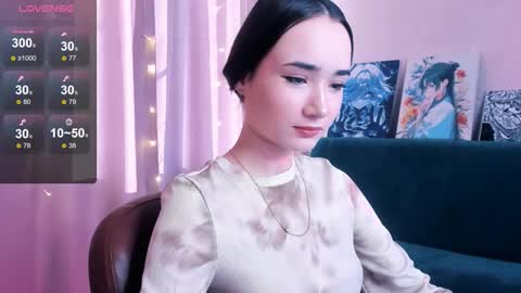 Lily online show from February 25, 7:45 am