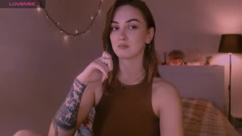 Snapshot of lillyfarey chatting on October 10, 5:30 pm LillyFarey online show from October 10, 5:30 pm