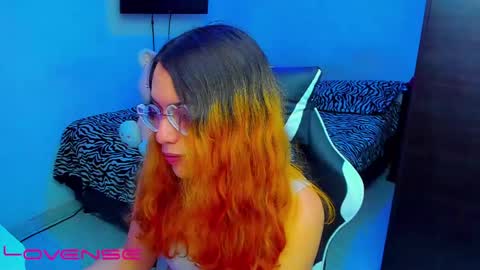 Lilly3 online show from April 24, 4:58 am