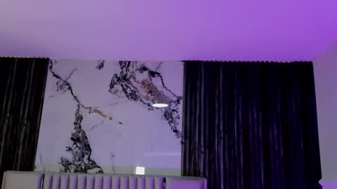 Lilly Ortiz online show from December 22, 7:42 pm