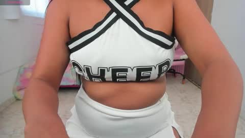 lillyy16 online show from September 9, 1:33 pm