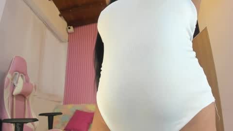 lillyy16 online show from April 8, 11:02 am