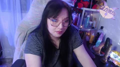 Lilo  online show from March 8, 5:28 am