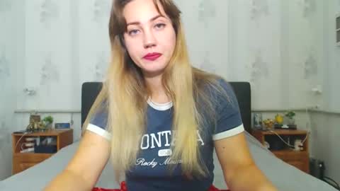 lilu_cute25 online show from November 15, 10:33 pm