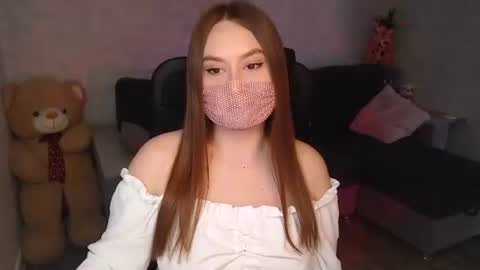 lily_baker_ online show from May 25, 8:31 am