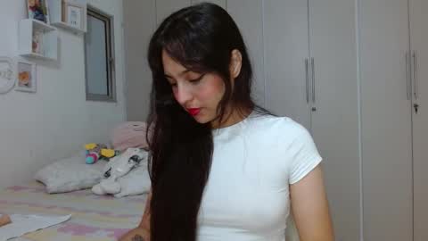 Lirio         online show from October 7, 4:52 am