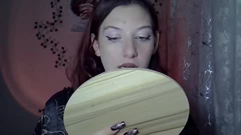 lily_ember online show from October 19, 7:07 pm