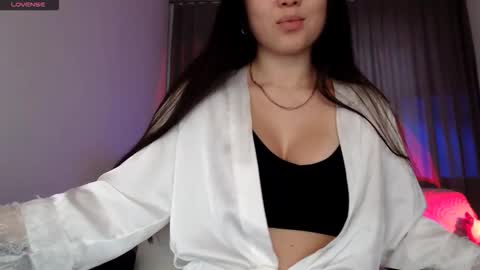 Lily Litle online show from November 4, 10:38 am