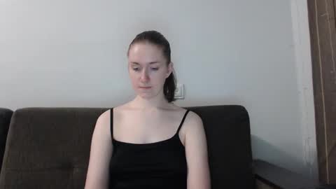 Snapshot of lily_love_x chatting on October 12, 11:28 pm lily_love_x online show from October 12, 11:28 pm
