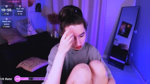 LILY online show from April 3, 9:38 am