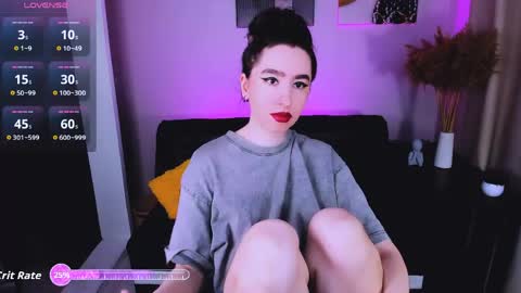 LILY online show from May 10, 11:05 am