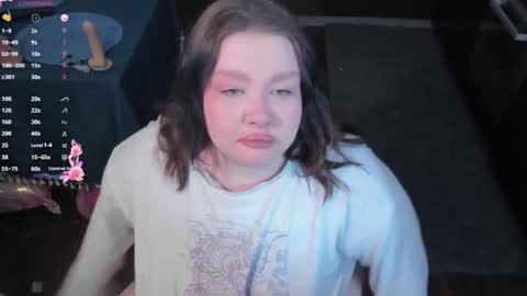 Lily online show from February 25, 7:34 am
