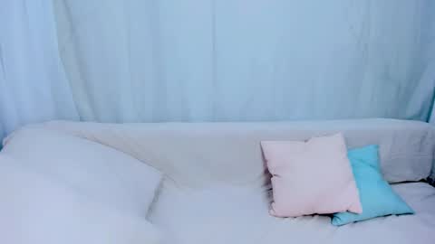 lilydavisss online show from February 24, 2:47 am