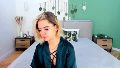 Rose online show from September 16, 5:21 am